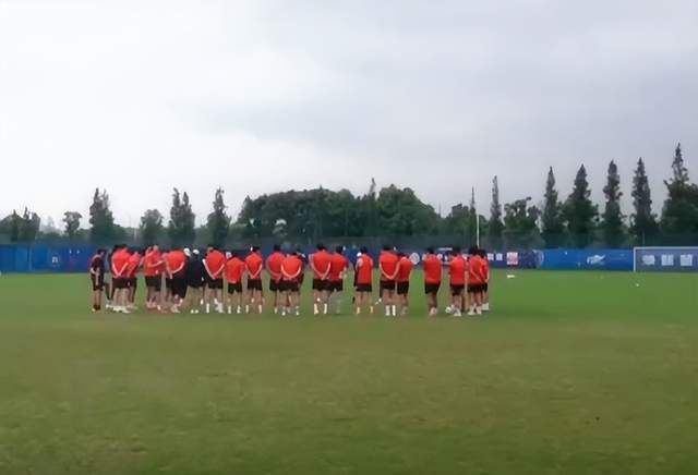 《Goal》分析罗马下一轮联赛前景，共有8人无法出战下一轮客战博洛尼亚的比赛。